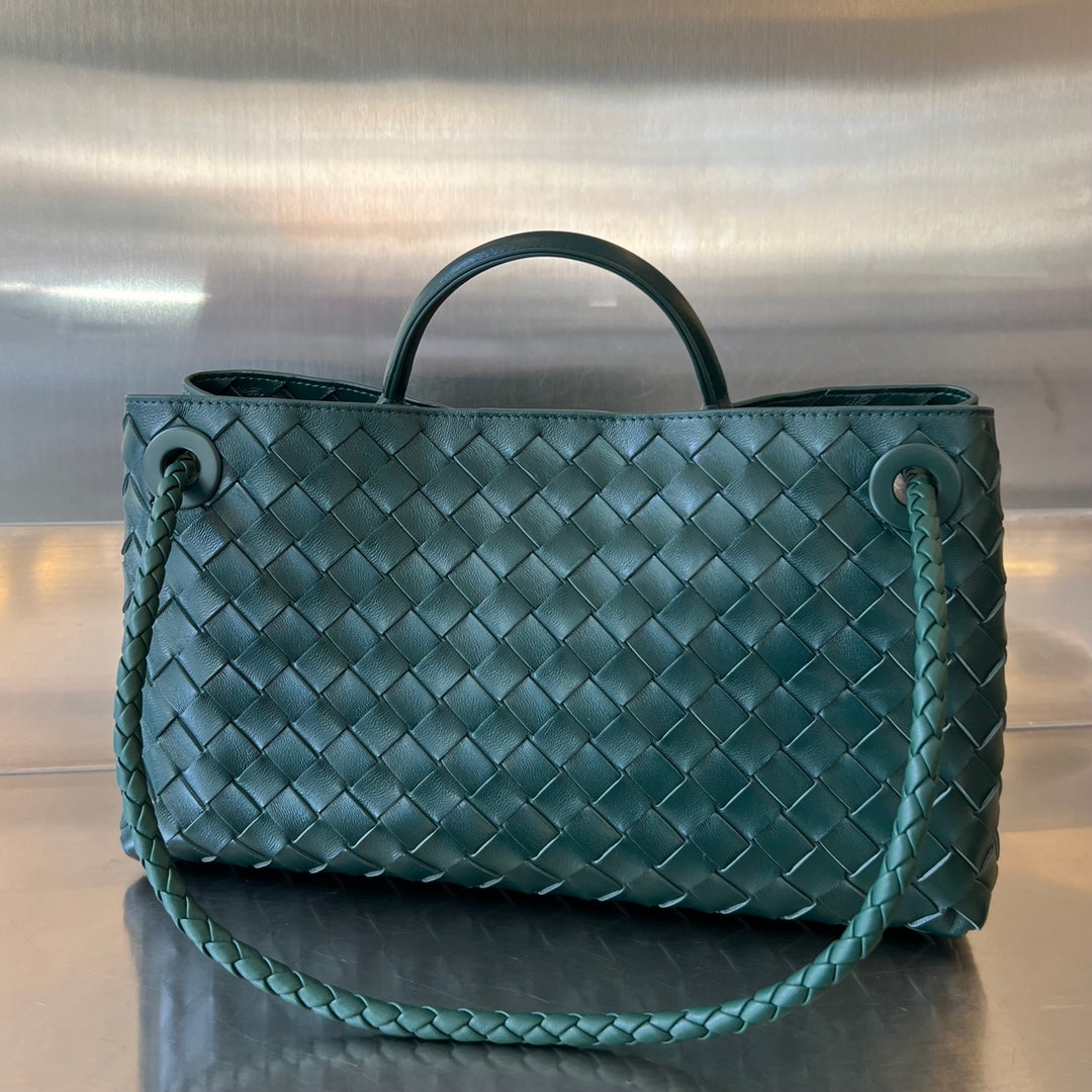 SMALL ANDIAMO 29 IN EMERALD GREEN LAMBSKIN - Image 5