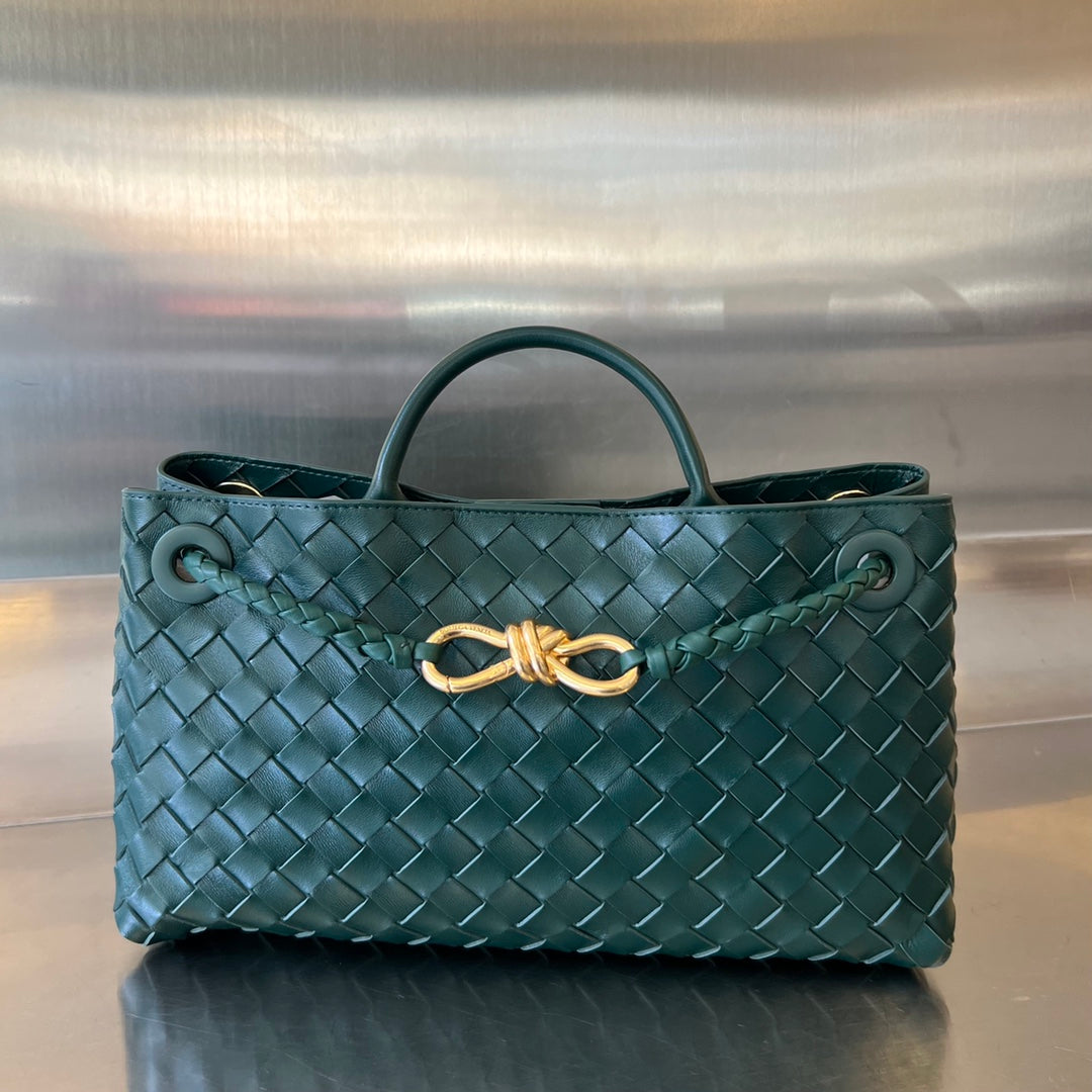 SMALL ANDIAMO 29 IN EMERALD GREEN LAMBSKIN - Image 3