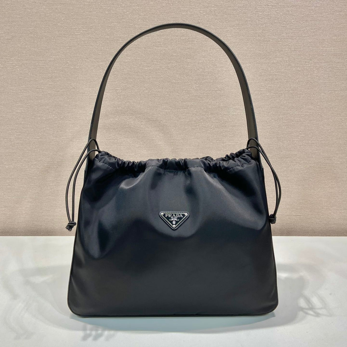 large drawstring bag 37 in black re-nylon - main image