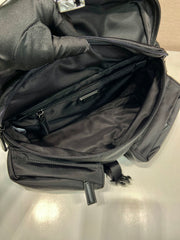 belt bag 27 in black re-nylon - image 3