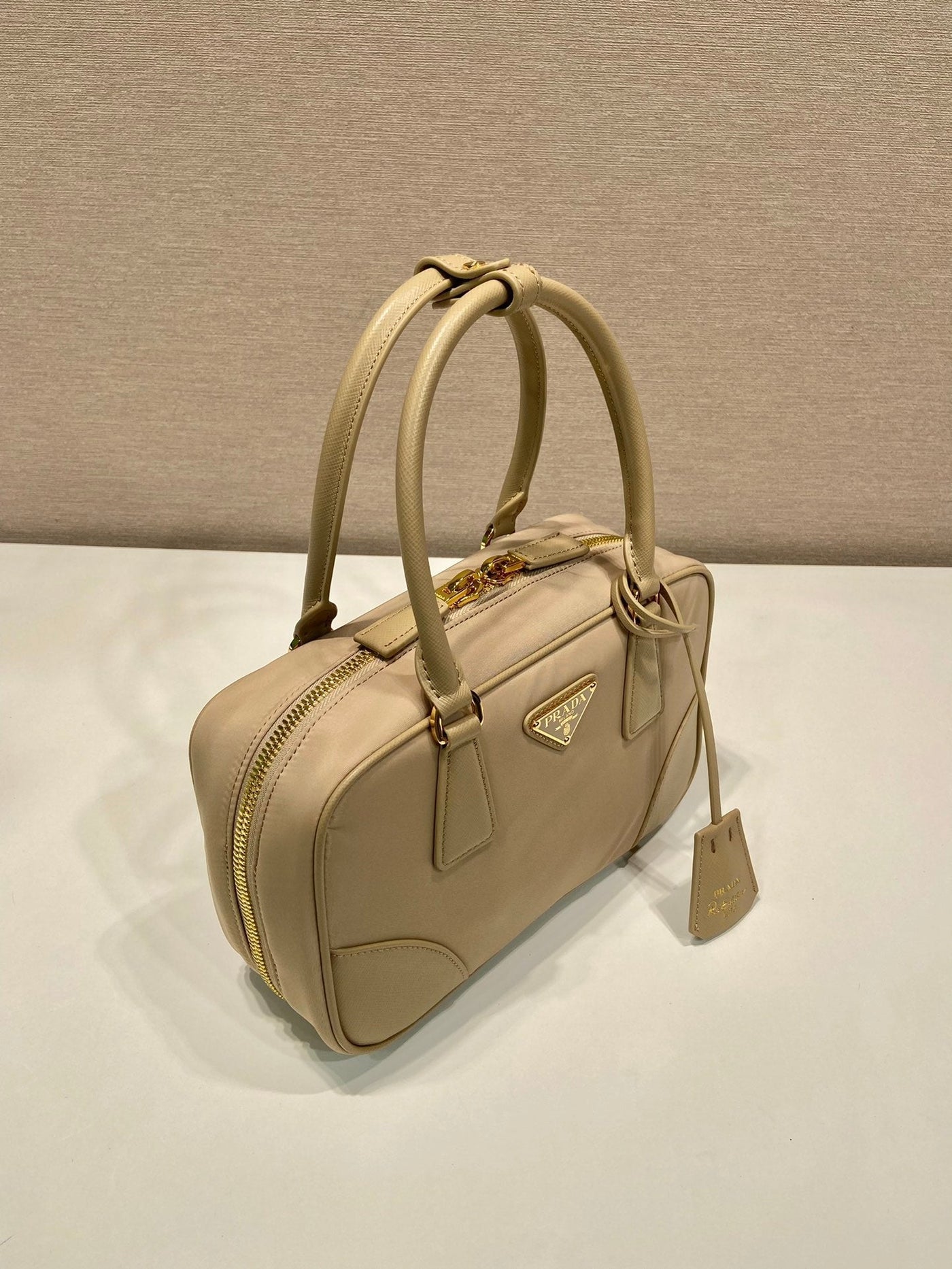 small top handle bag 25 in dried moss nylon and calfskin trim - image 2