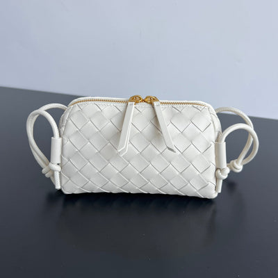 CONCERT POUCH 18 IN WHITE LAMBSKIN - Main Image