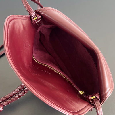 SMALL LIBERTA 27 IN WINE RED SMOOTH CALFSKIN GOLD HARDWARE - Image 11