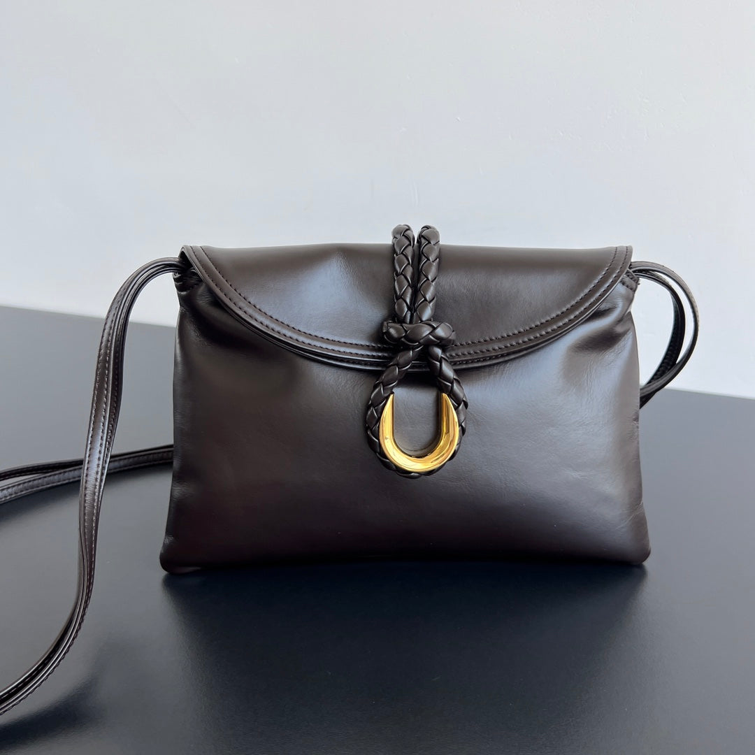 SMALL LIBERTA 27 IN CHOCOLATE SMOOTH CALFSKIN GOLD HARDWARE - Main Image