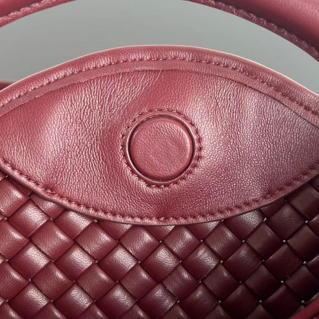 COBBLE TOP HANDLE BAG 23 IN BURGUNDY RED LAMBSKIN - Image 6