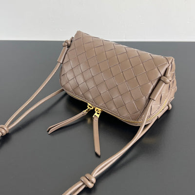 CONCERT POUCH 18 IN MEDIUM BROWN LAMBSKIN - Image 4