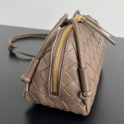 CONCERT POUCH 18 IN MEDIUM BROWN LAMBSKIN - Image 9