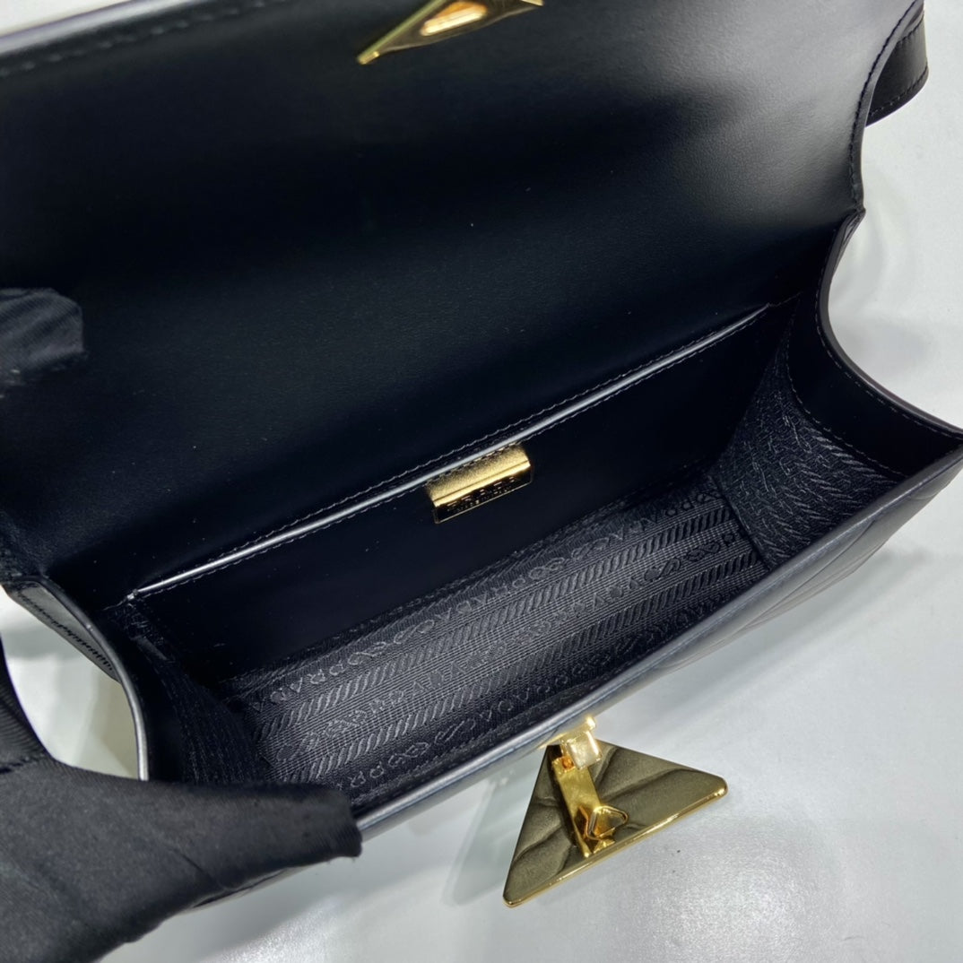Pr*da pattina in pelle calfskin black - image 3