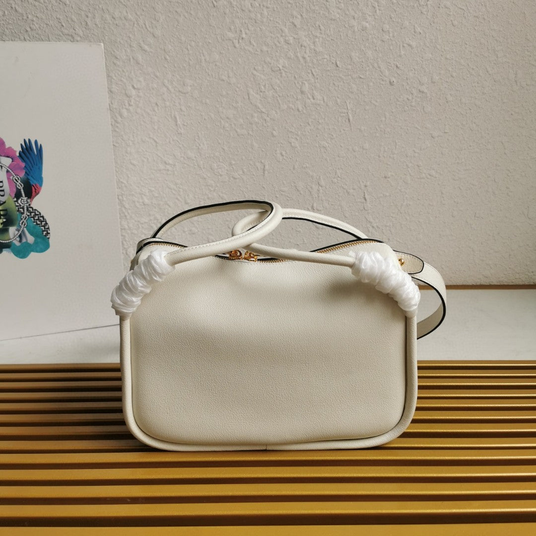 Pr*da leather darling top-handle bag - image 4