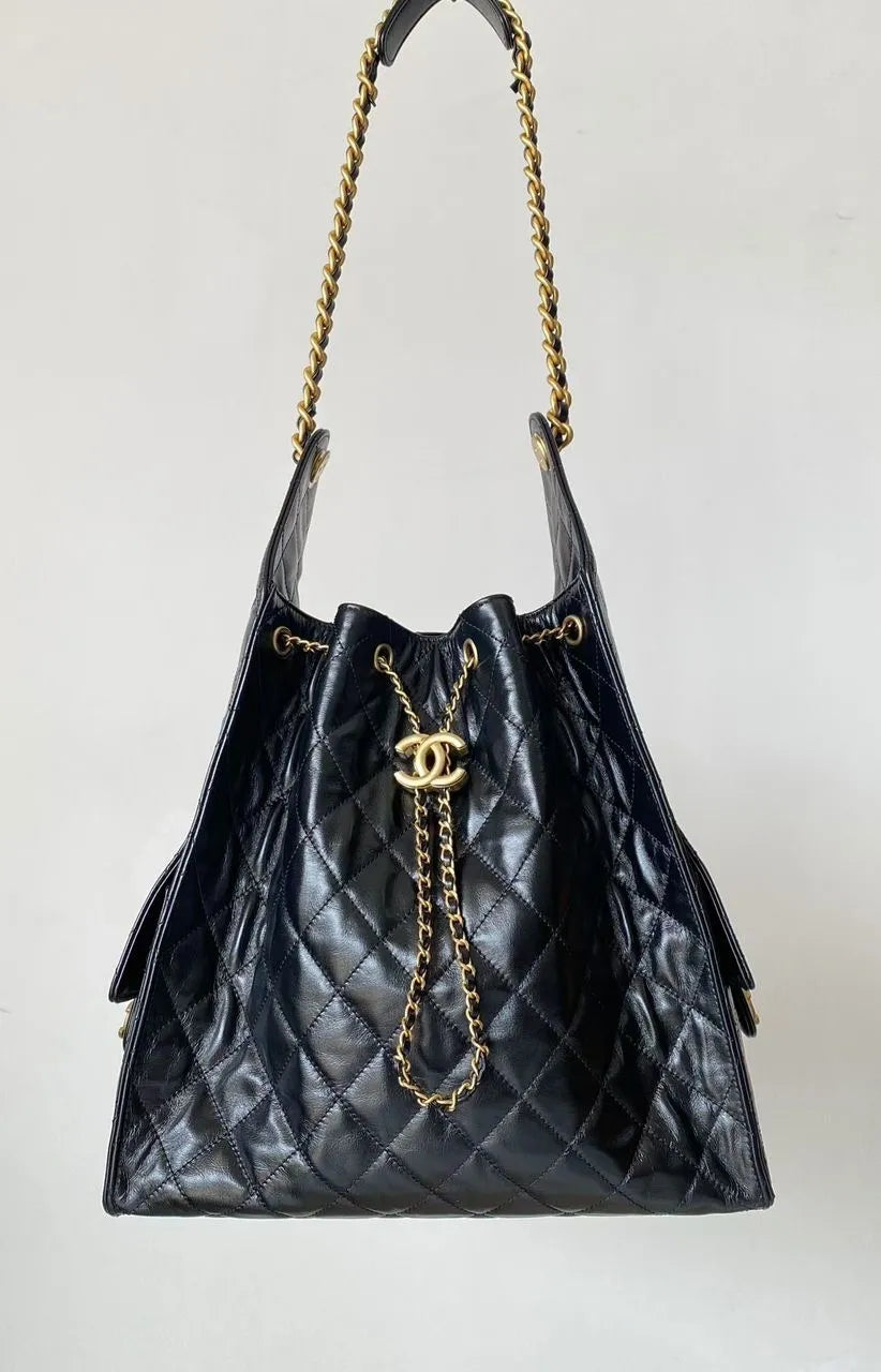 Chan*l 25 large handbag, grained calfskin & gold-tone - image 2