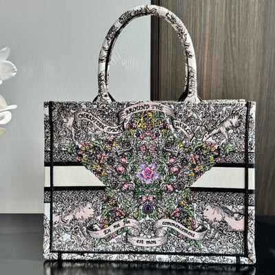 Di*r medium Di*r book tote - image 3