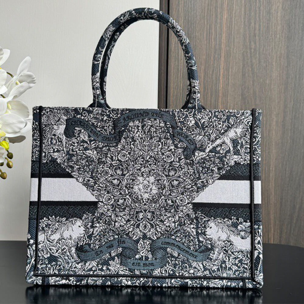 Di*r medium Di*r book tote - image 3