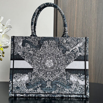 Di*r medium Di*r book tote - image 3