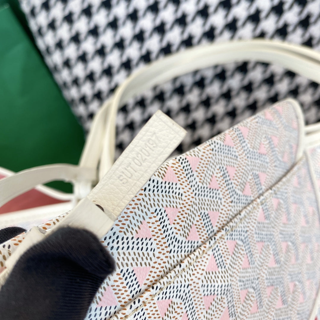 Goya*d limited edition saint Lou*s claire-voie gm bag /tote - image 3