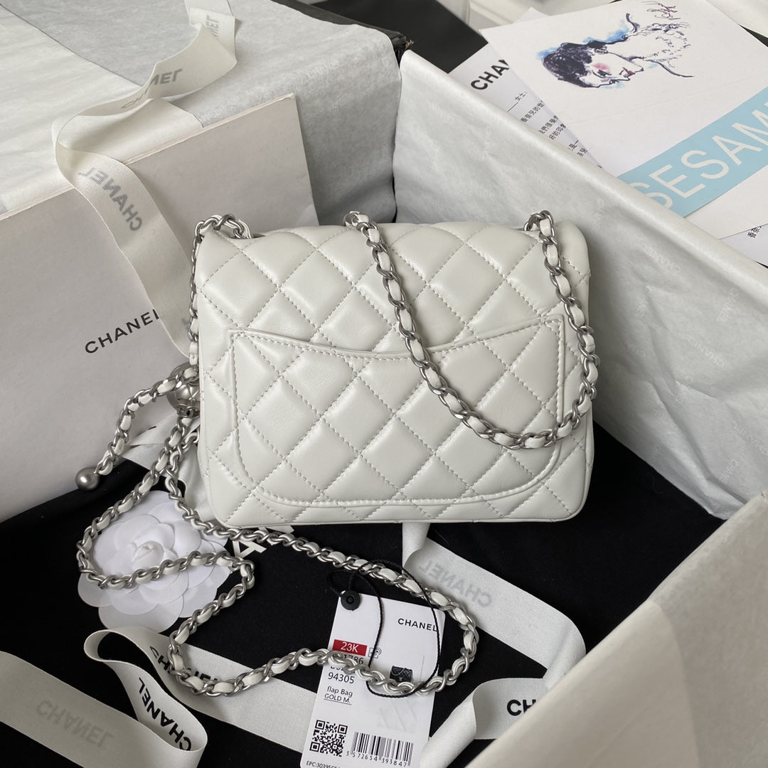 Chan*l mini silver 22 white calfskin - image 2