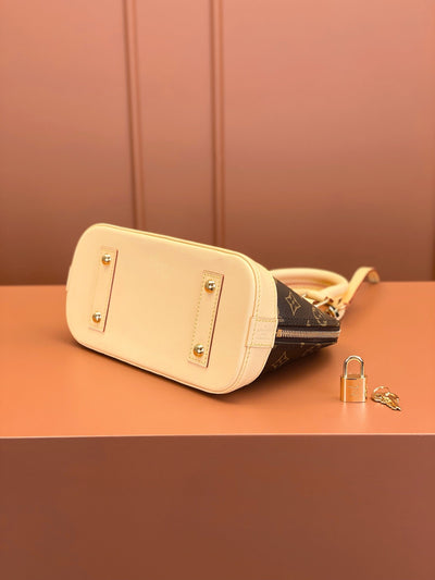 Lou*s Vuitt*n monogram alma bb - image 4