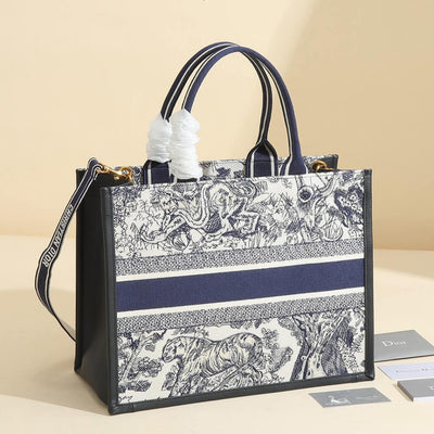 Di*r medium Di*r book tote - image 3