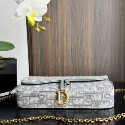 Di*r medium saddle pouch with chain - image 4