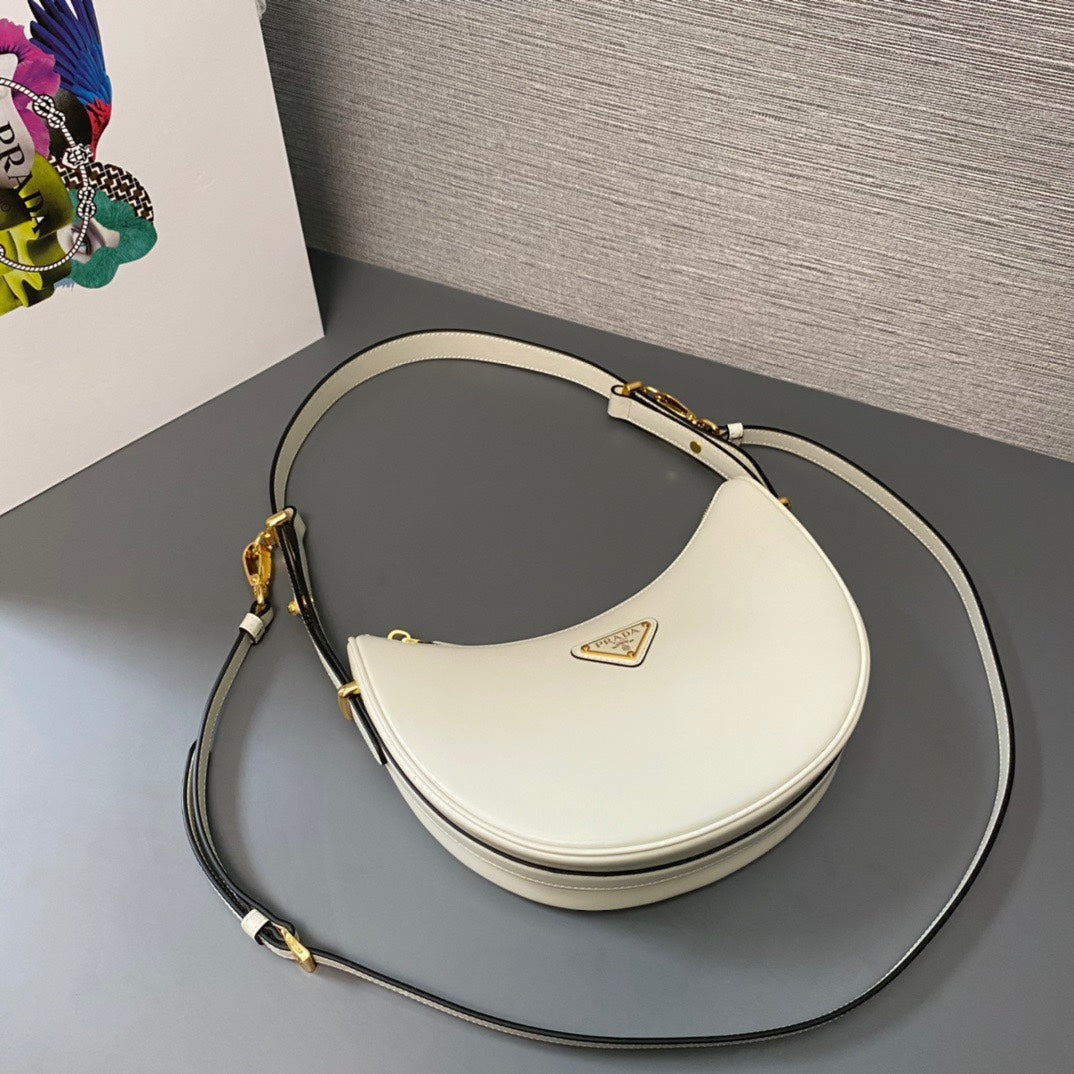 Pr*da arque small leather shoulder bag - image 3