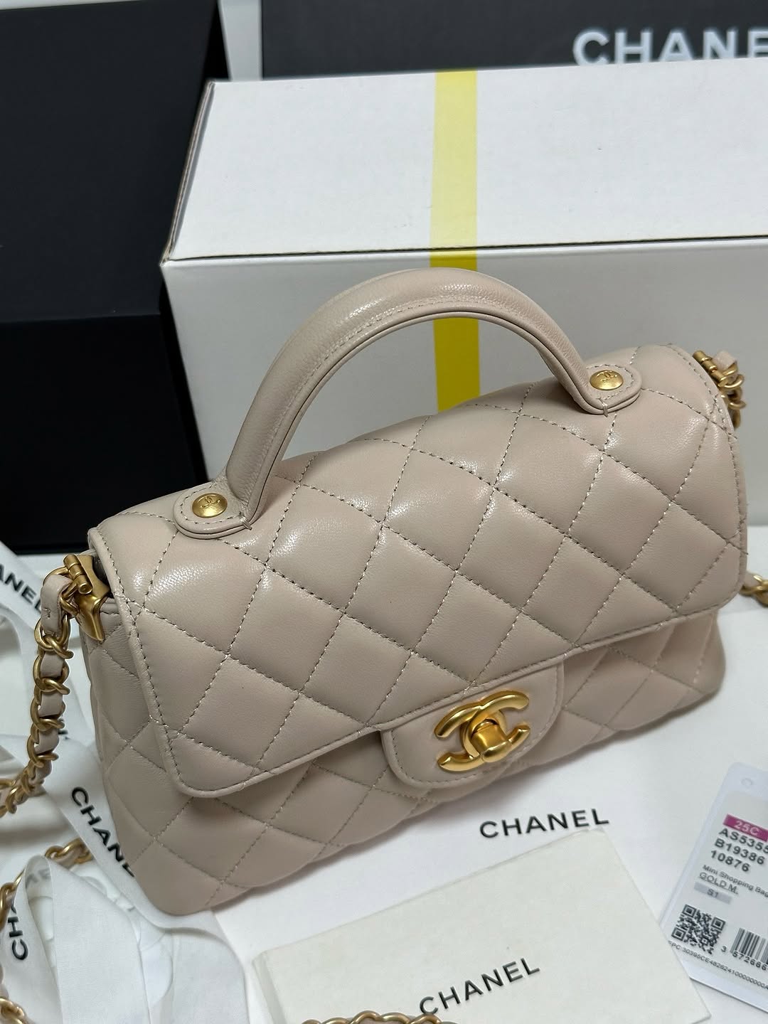 Chan*l beige leather small top handle flap bag - image 7