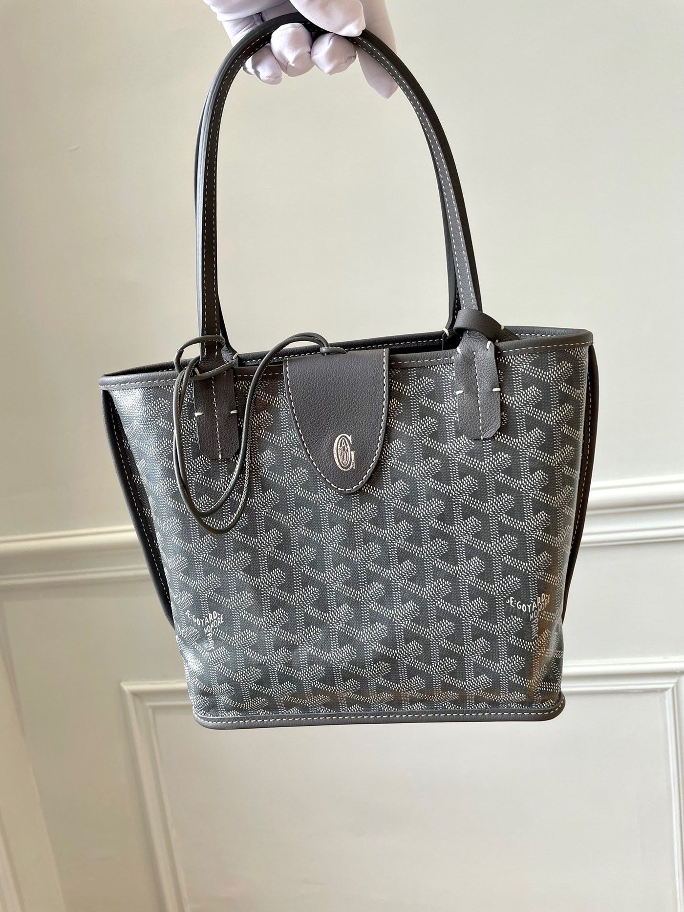 Goya*d anjou mini in gray - image 3