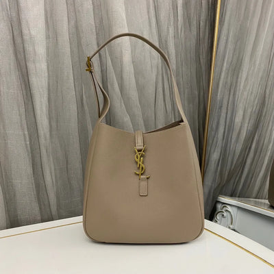 saint laurent le 5 à 7 supple hobo bag beige colour - main image