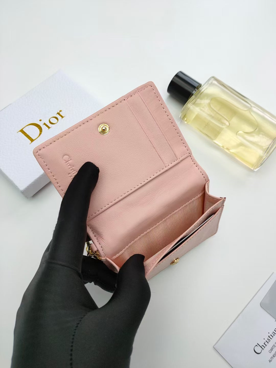 lady Di*r wallet - image 2