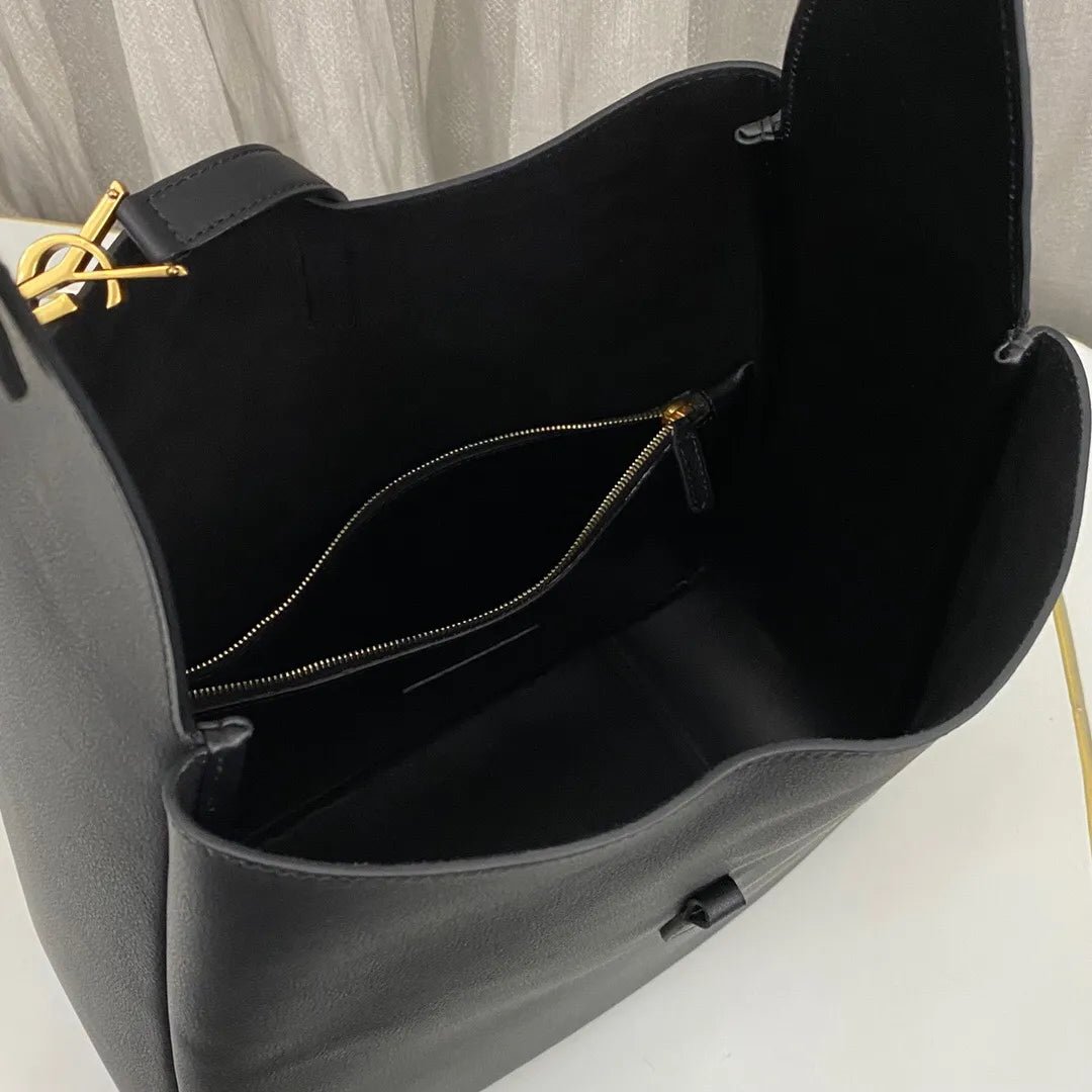 Y*L black 1453ys hobe bag 30cm - image 4