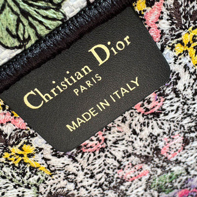 Di*r medium Di*r book tote - image 6