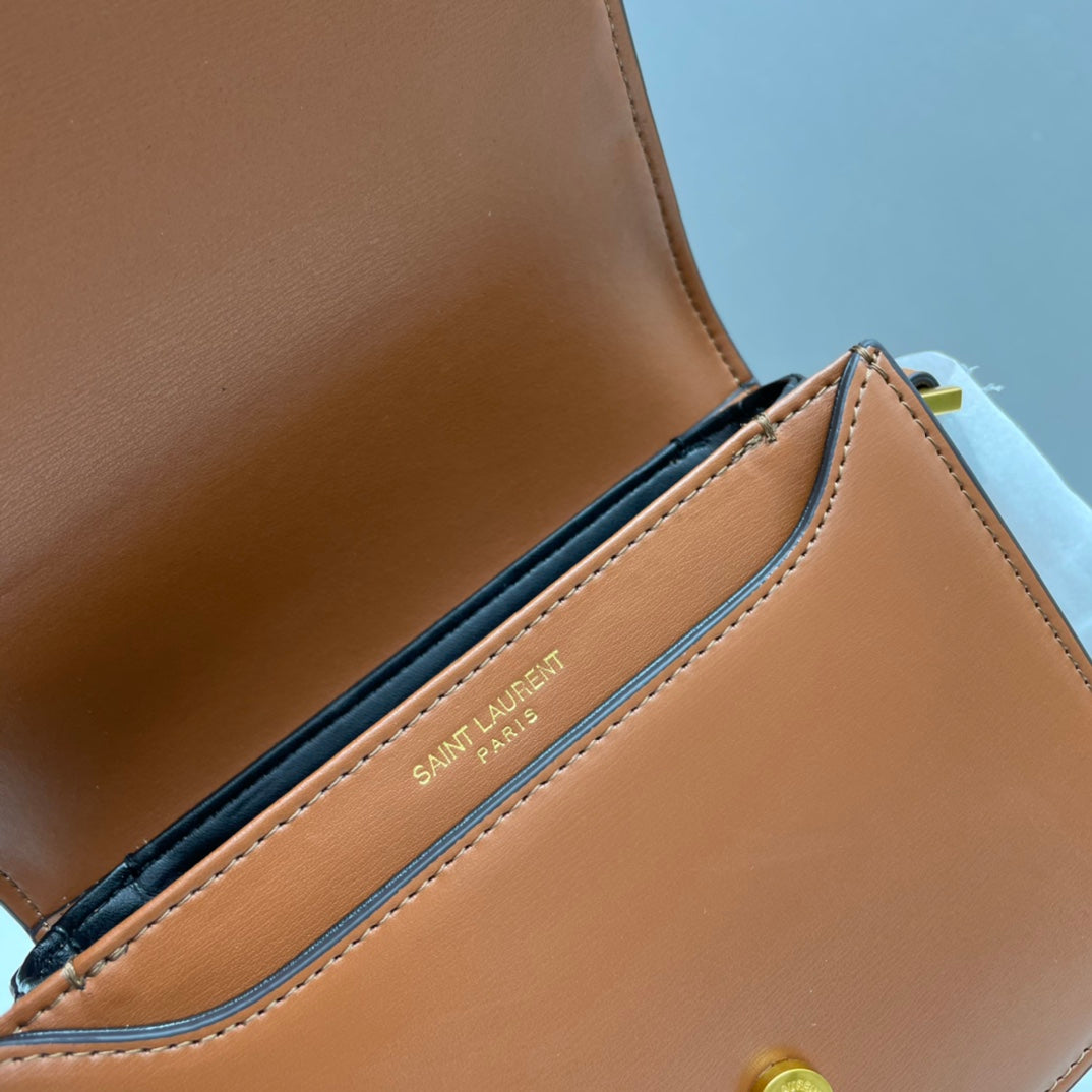 saint laurent le 61 saddle shoulder bag in calfskin - image 5
