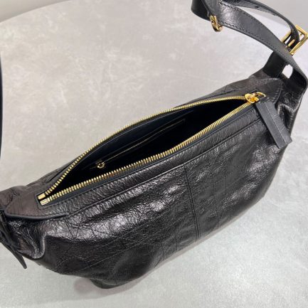 Di*r small d-journey bag - image 7