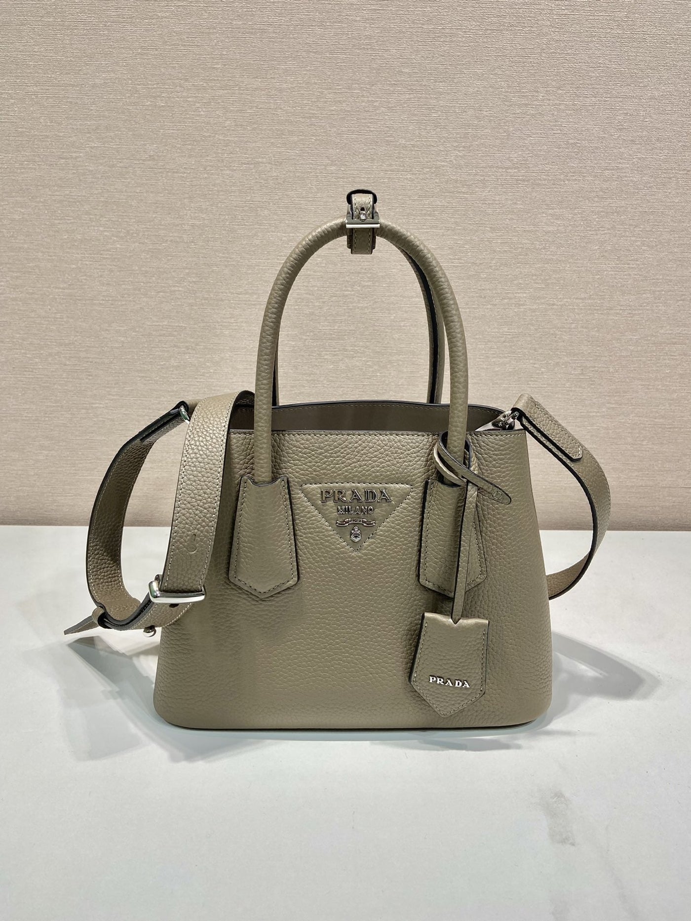Pr*da small Pr*da double saffiano leather bag - image 6