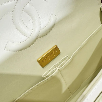Chan*l flap bag leather bag with gold hardware - image 4