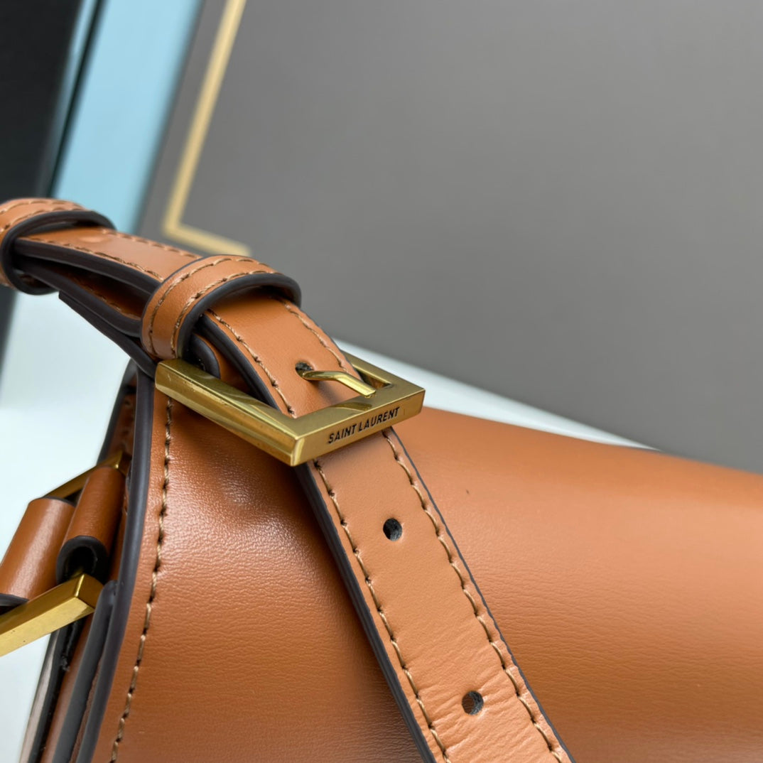 saint laurent le 61 saddle shoulder bag in calfskin - image 7