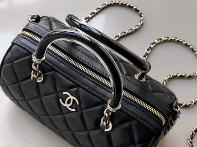 Chan*l matelasse black shoulder bag leather - image 3