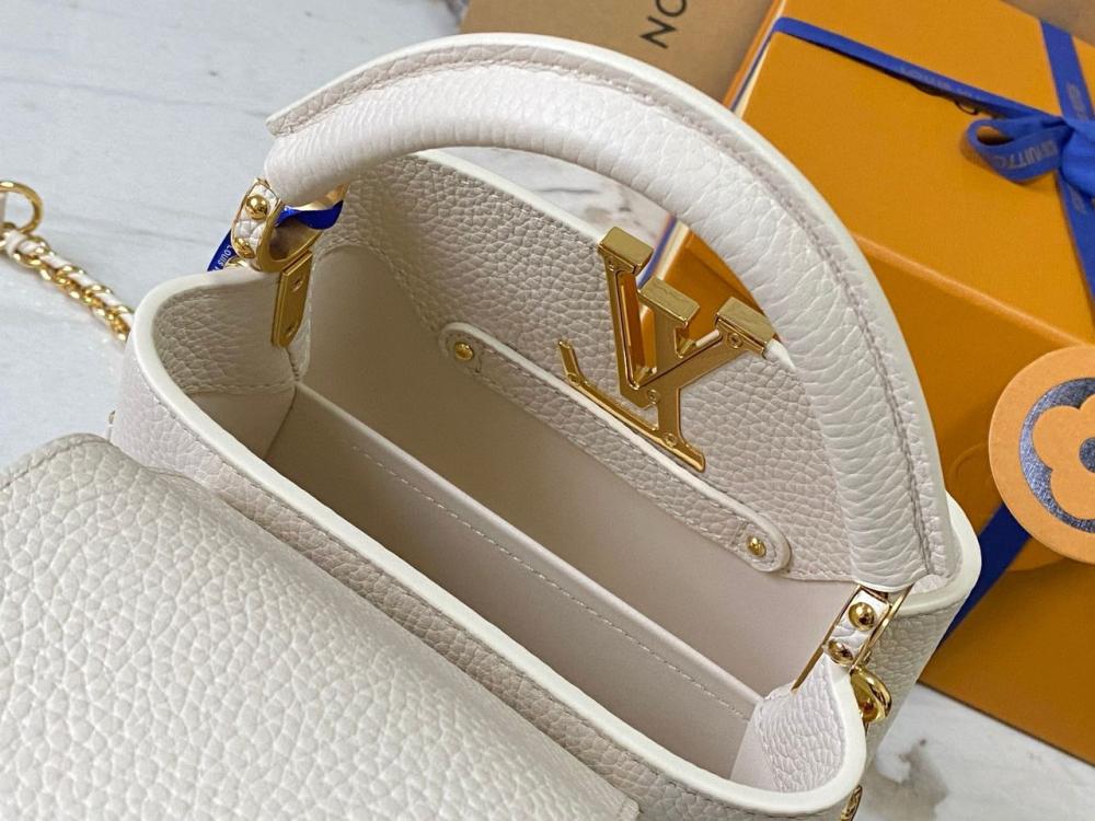 Lou*s Vuitt*n lv capucines beige lv pattern purple 21cm - image 4