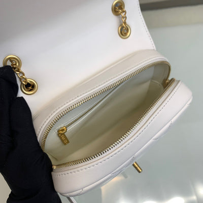 Chan*l mini backpack replica 11 milk white with gold lock 18x20x11.5cm - image 2