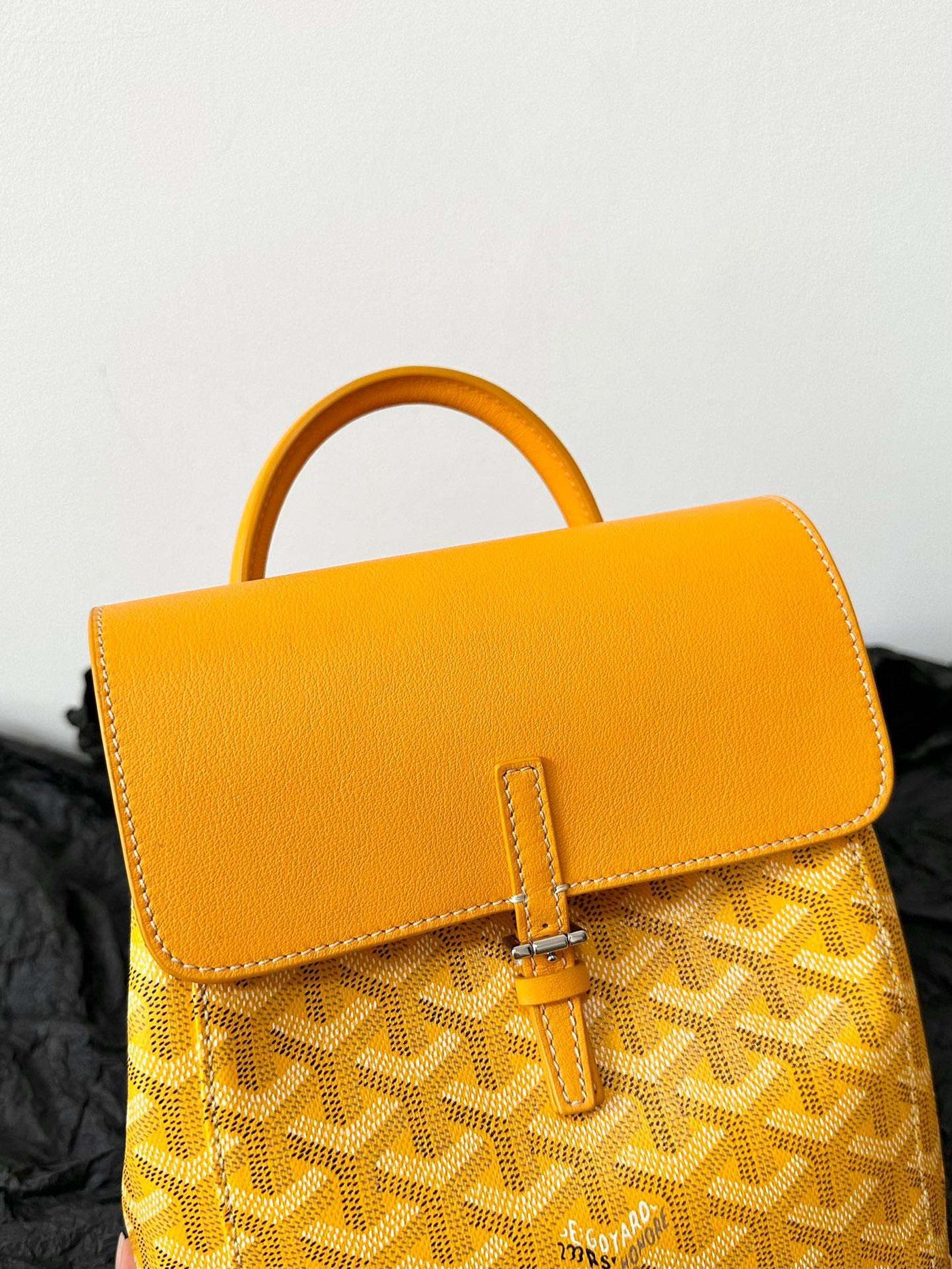 Goya*d mini backpack yellow monogram pattern 23x19cm - image 4