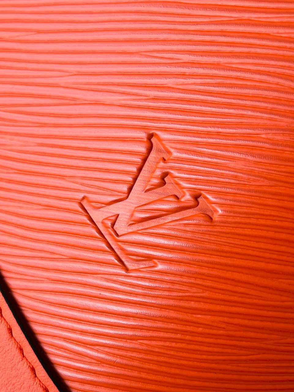 Lou*s Vuitt*n lv alma like auth backpack orange lock silver 15x20x10cm - image 7