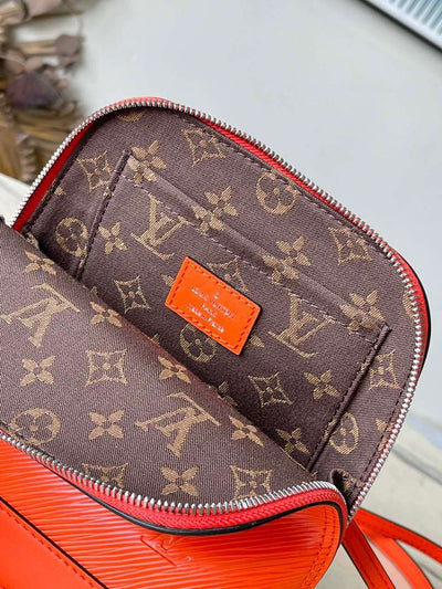 Lou*s Vuitt*n lv alma like auth backpack orange lock silver 15x20x10cm - image 8