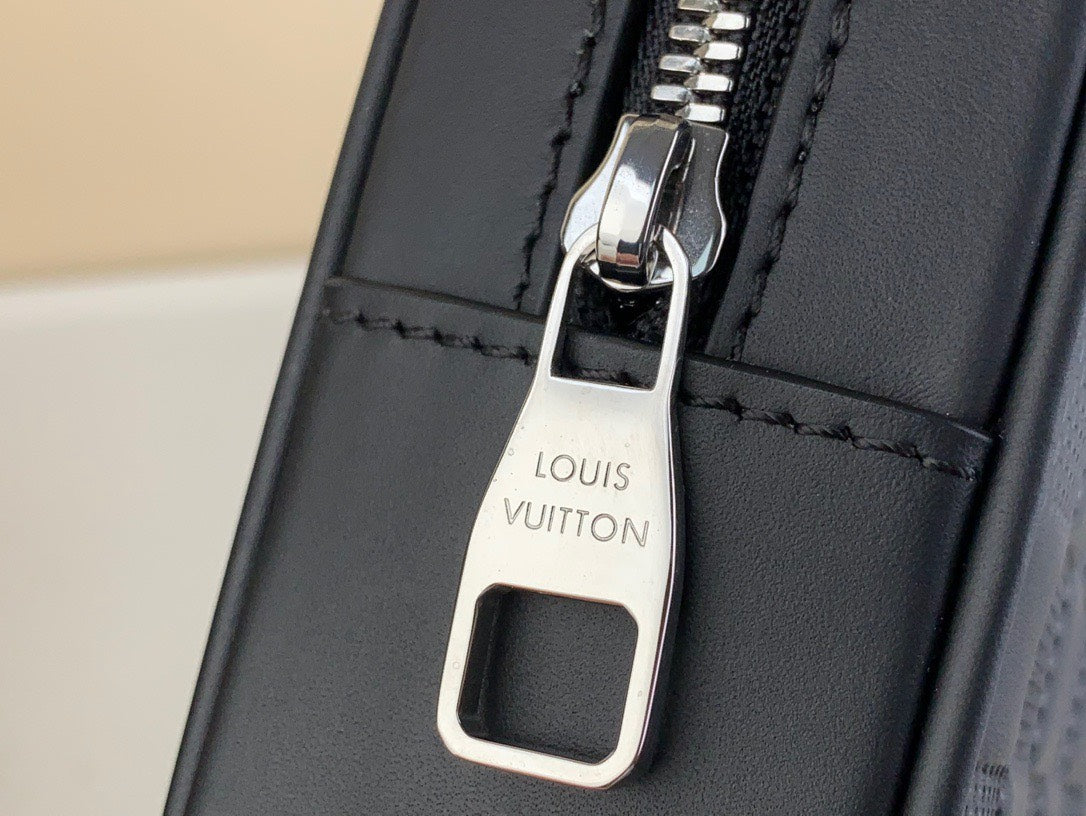 Lou*s Vuitt*n lv clutch bag kasai damier graphite black 24cm - image 6