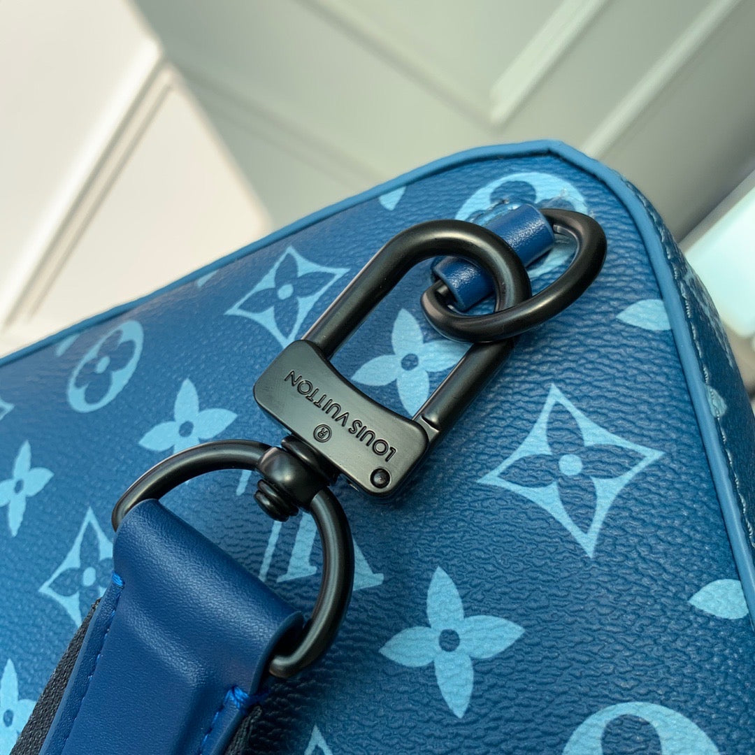 lv avenue bag in atlantic blue - image 10