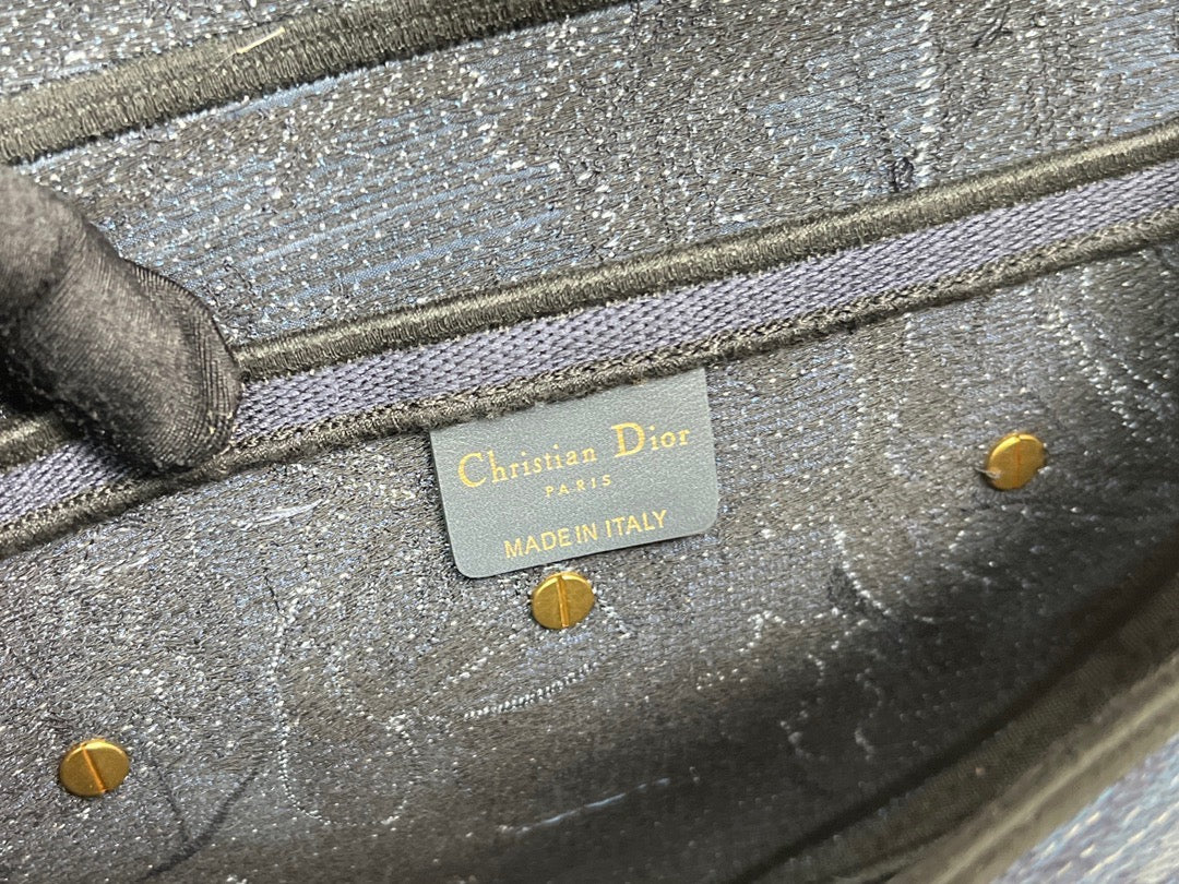 DIO Saddle Bag (25.5cm) - Image 11