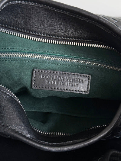 Veneto Black - Medium