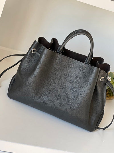 Lou*s Vuitt*n bella mahina tote black - image 5