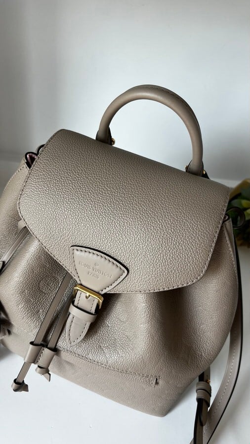 Lou*s Vuitt*n monogram empreinte montsouris pm backpack replica - image 4