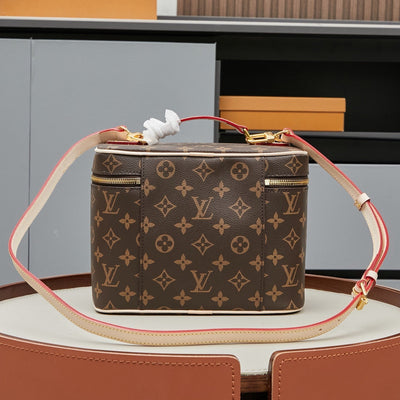 NICE GM 31 VANITY CASE