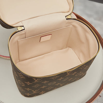 NICE GM 31 VANITY CASE