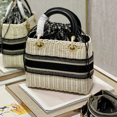 lady Di*r wicker bag - image 5