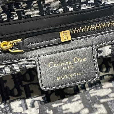 lady Di*r wicker bag - image 7